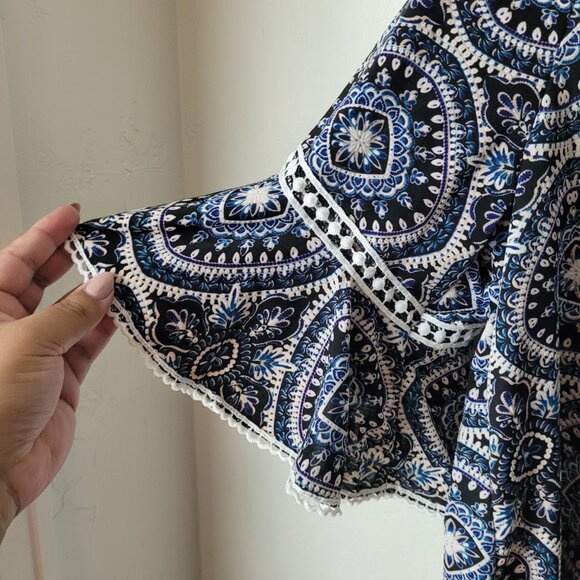 Roommates Plus Size Boho Bell Sleeves Embroidered Blouse - Picture 8 of 8